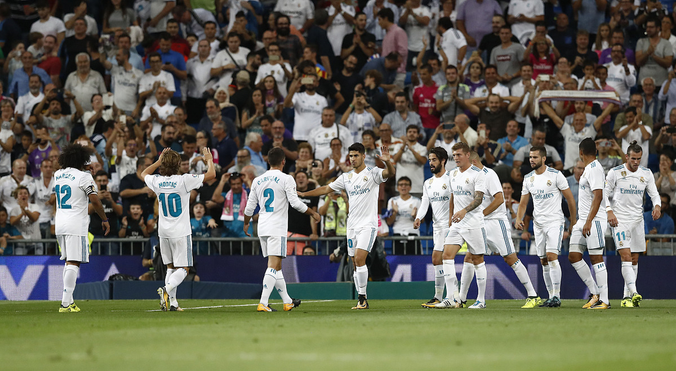 皇马大胜尤文图斯,本泽马梅开二度 皇马大胜尤文图斯,本泽马梅开二度