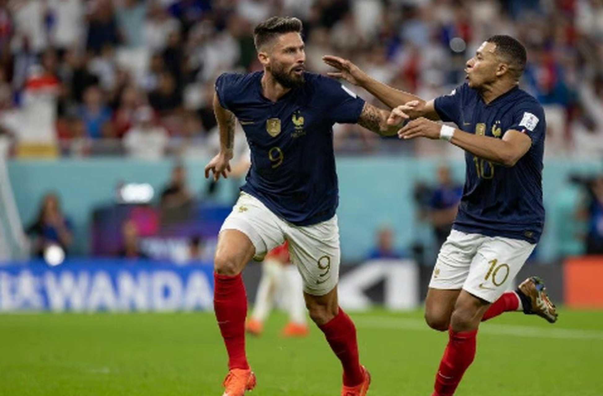 葡萄牙后防变阵,保送晋级关键一步 葡萄牙后防变阵,保送晋级关键一步