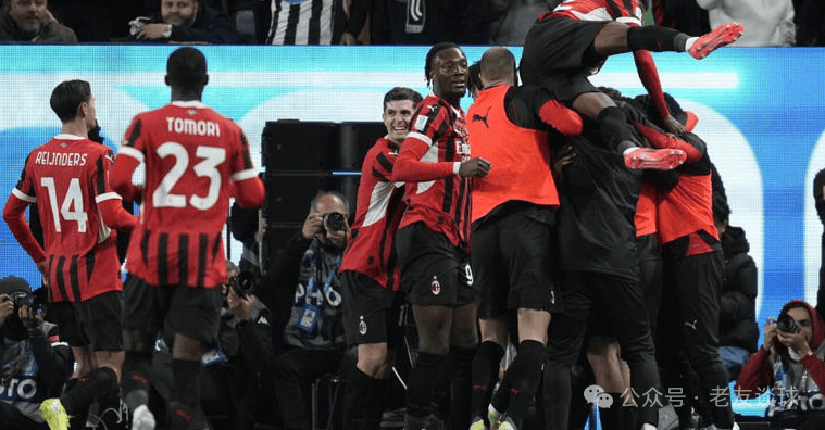 AC米兰队全队集训备战关键大战,雄心勃勃 AC米兰队全队集训备战关键大战,雄心勃勃