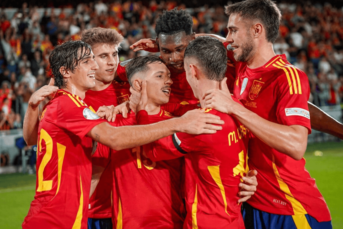 欧国联比赛中球队排名剧变，竞争白热化