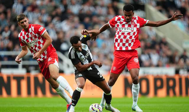 纽卡斯尔客场无缘胜出,需更努力克服不足 纽卡斯尔客场无缘胜出,需更努力克服不足