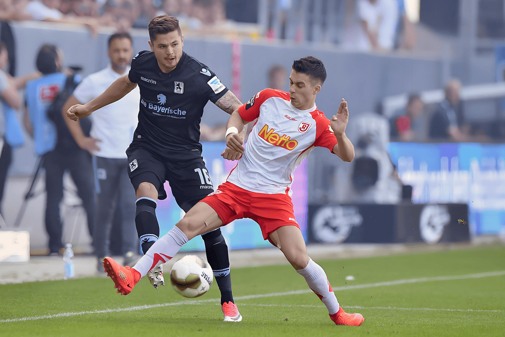 柏林赫塔主场逼平法兰克福,积分榜排名不变 柏林赫塔主场逼平法兰克福,积分榜排名不变