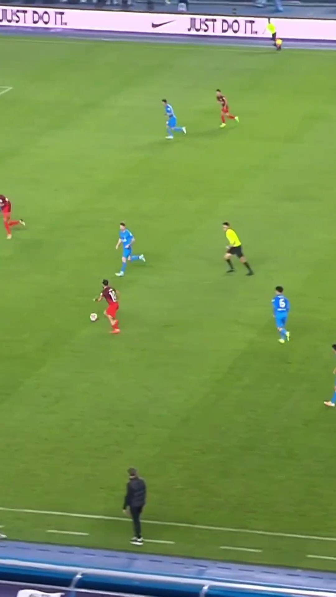 上港客场战胜泰达,奥斯卡梅开二度帮助球队获得三分 上港客场战胜泰达,奥斯卡梅开二度帮助球队获得三分