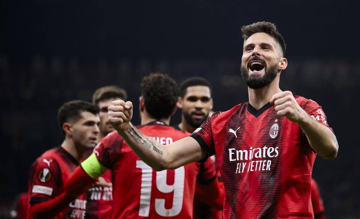 AC米兰逆转赢球,客场战胜切内罗阿! AC米兰逆转赢球,客场战胜切内罗阿!