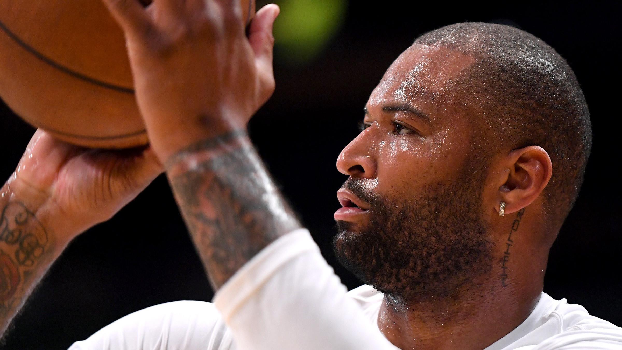 考辛斯复出惊艳表现,湖人重拳狂批对手 考辛斯复出惊艳表现,湖人重拳狂批对手