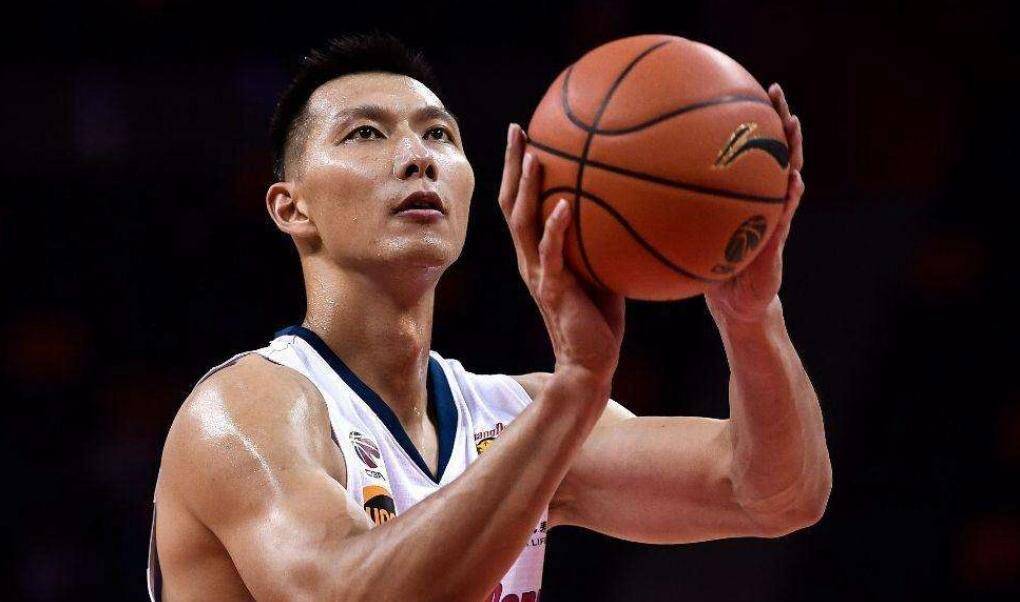 球员们忠诚信念义无反顾,聚焦篮球梦想 球员们忠诚信念义无反顾,聚焦篮球梦想