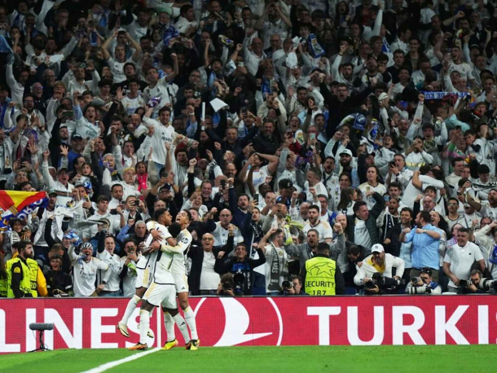 曼城逆转皇马,晋级之路漫长 曼城逆转皇马,晋级之路漫长