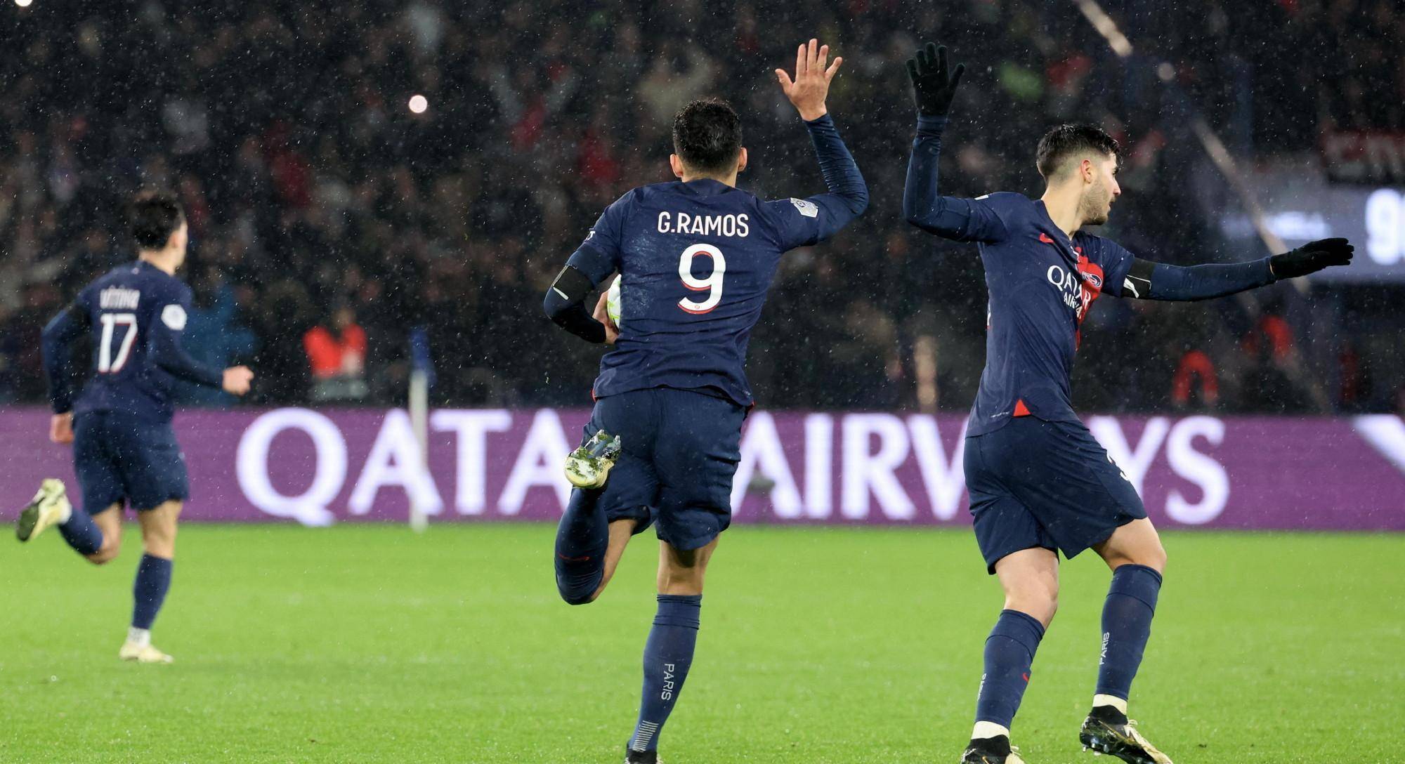 巴黎圣日耳曼队在比赛中大获全胜,轻松晋级 巴黎圣日耳曼队在比赛中大获全胜,轻松晋级