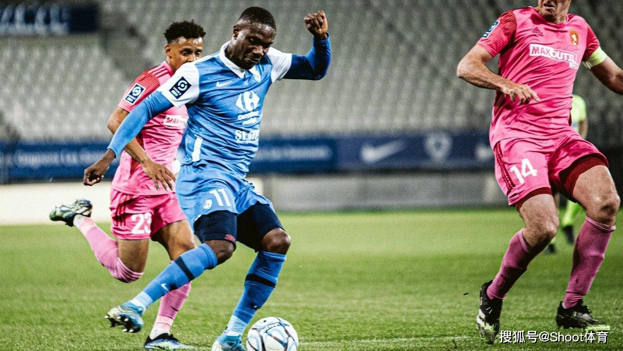 沃尔夫斯堡客场惊险胜秋菊，提前锁定胜局