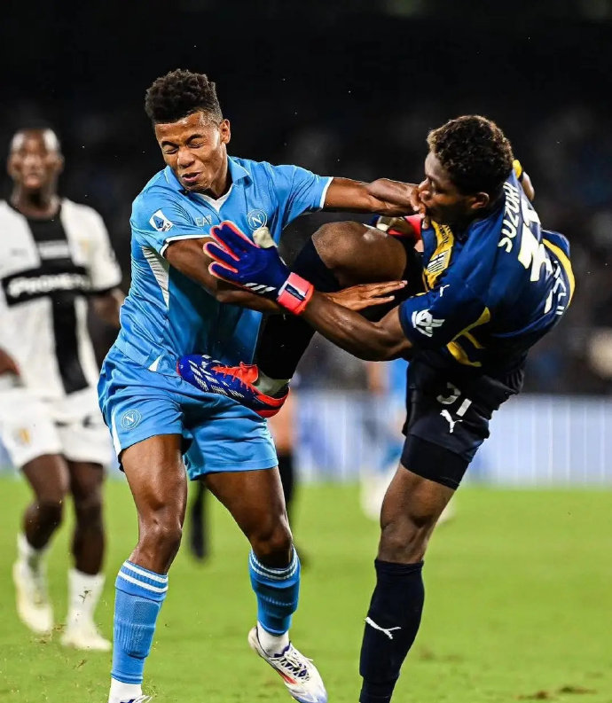 阿根廷天才连场破门,意甲金靴激动人心 阿根廷天才连场破门,意甲金靴激动人心