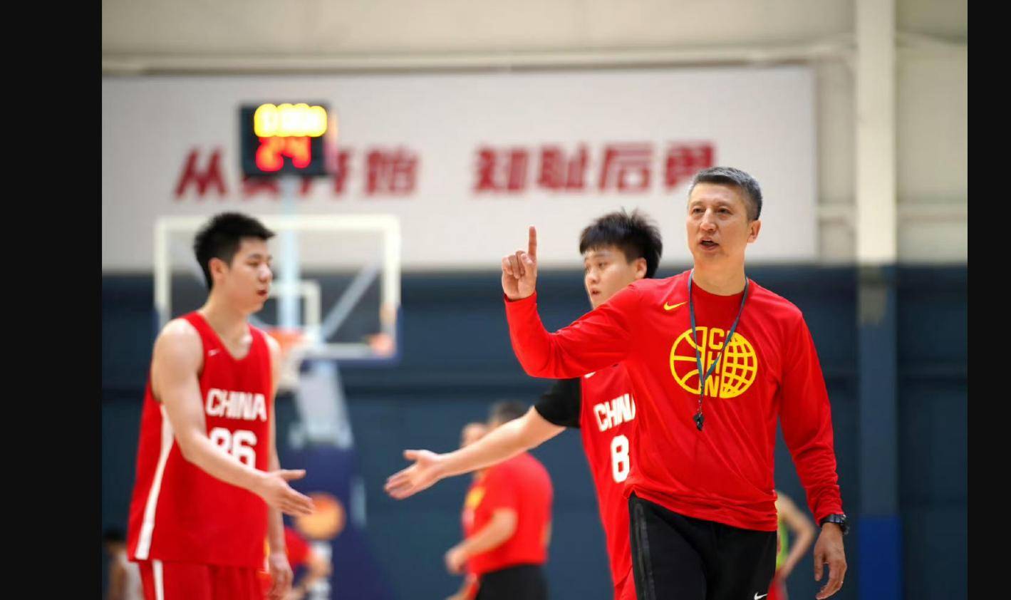 广东男篮主教练换帅未果,球员反对一致 广东男篮主教练换帅未果,球员反对一致