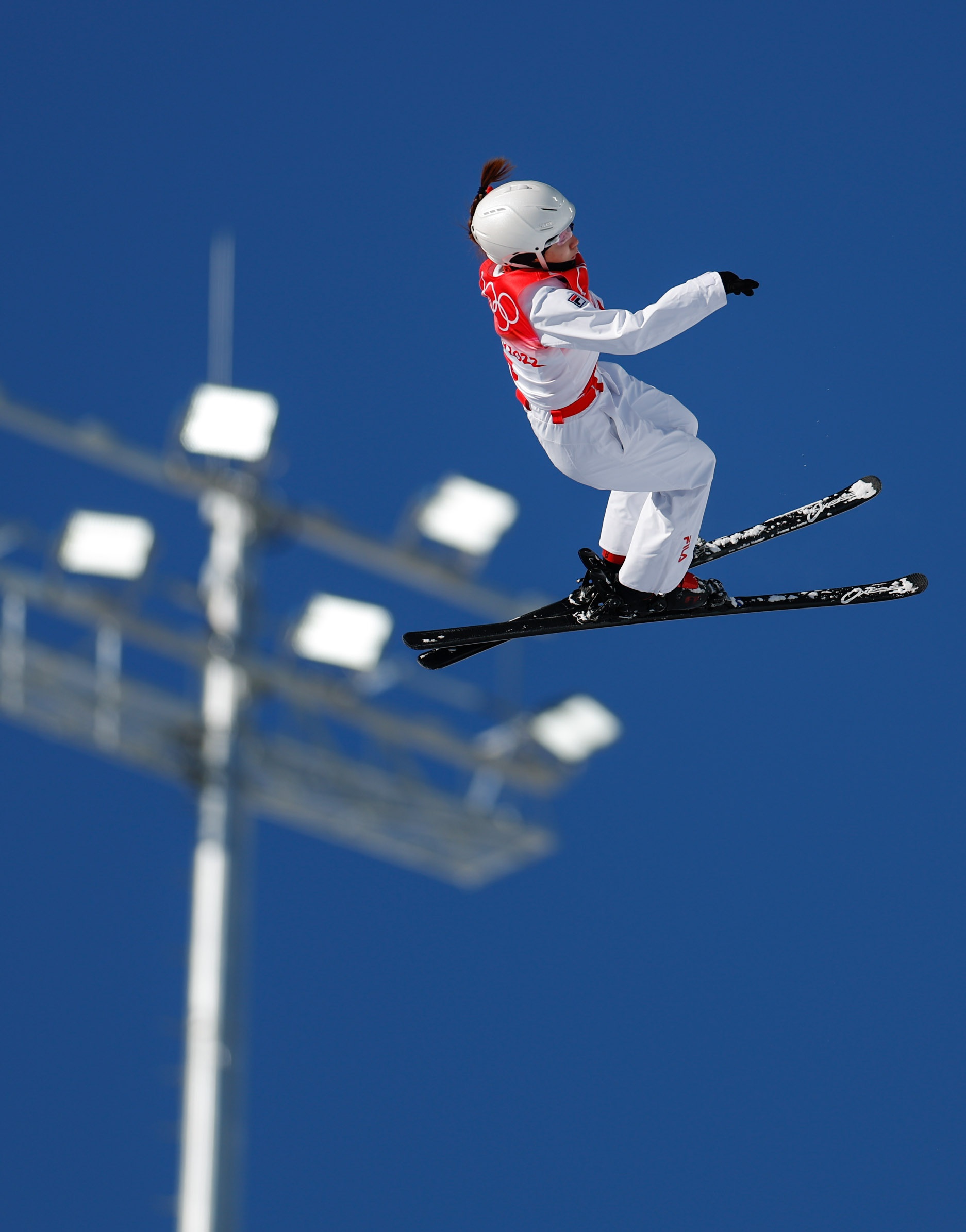 高山滑雪空中技巧发挥惊艳登场 高山滑雪空中技巧发挥惊艳登场