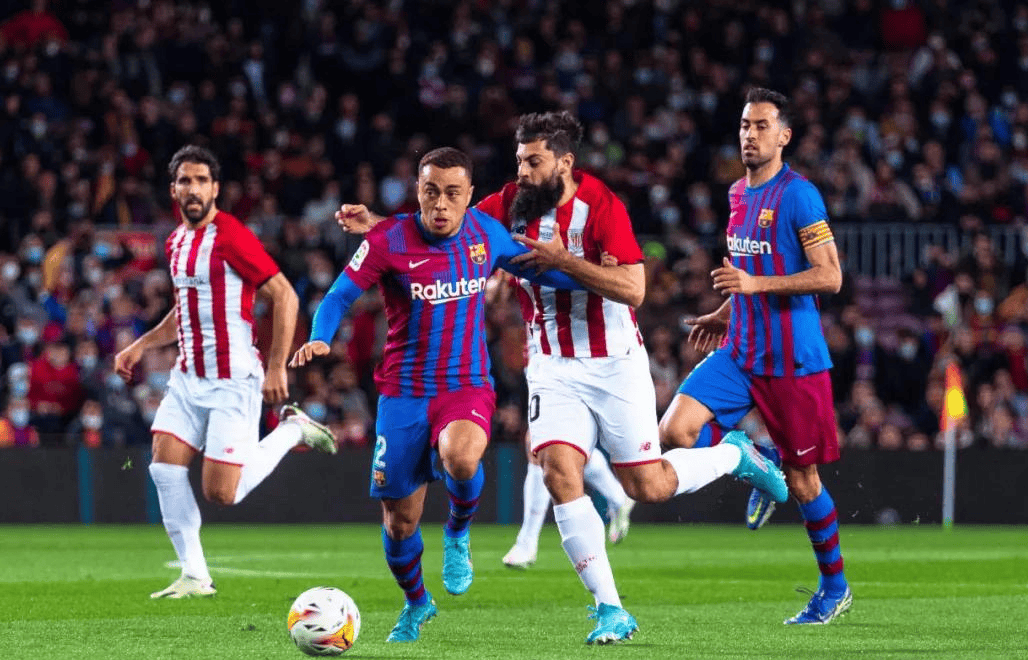 巴塞罗那前锋技术犀利，帮球队拿下比赛