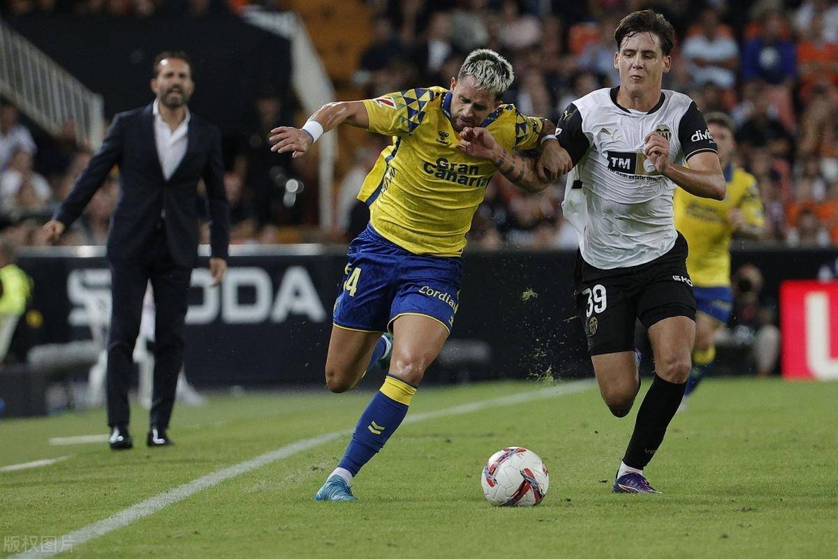 瓦伦西亚球员因伤缺阵扰乱战术 瓦伦西亚球员因伤缺阵扰乱战术