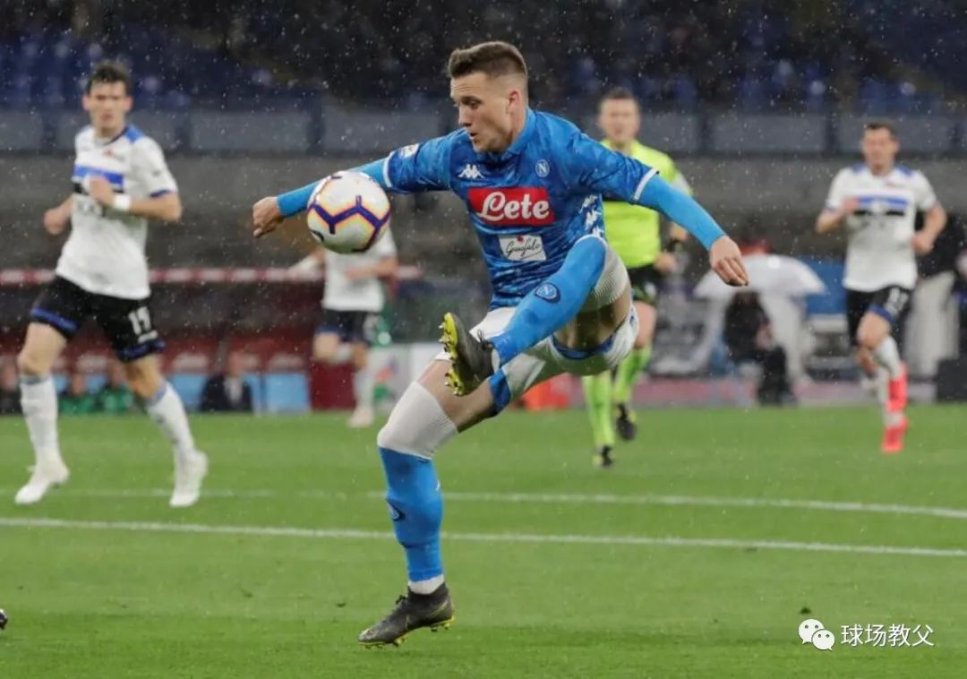 那不勒斯后防曝防线问题,欧战背景不容乐观 那不勒斯后防曝防线问题,欧战背景不容乐观