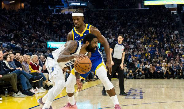 冰岛抢分成功,稳固领先优势 冰岛抢分成功,稳固领先优势