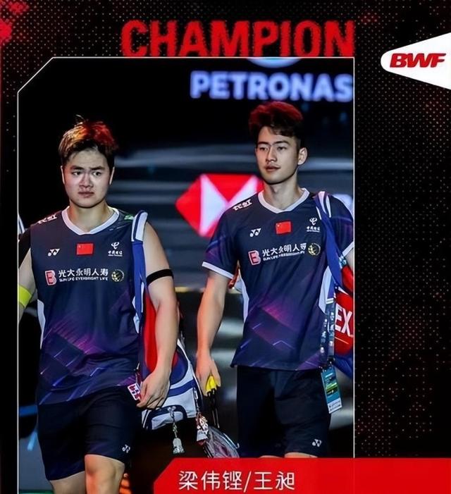 丹麦队员团结一致,成功晋级 丹麦队员团结一致,成功晋级