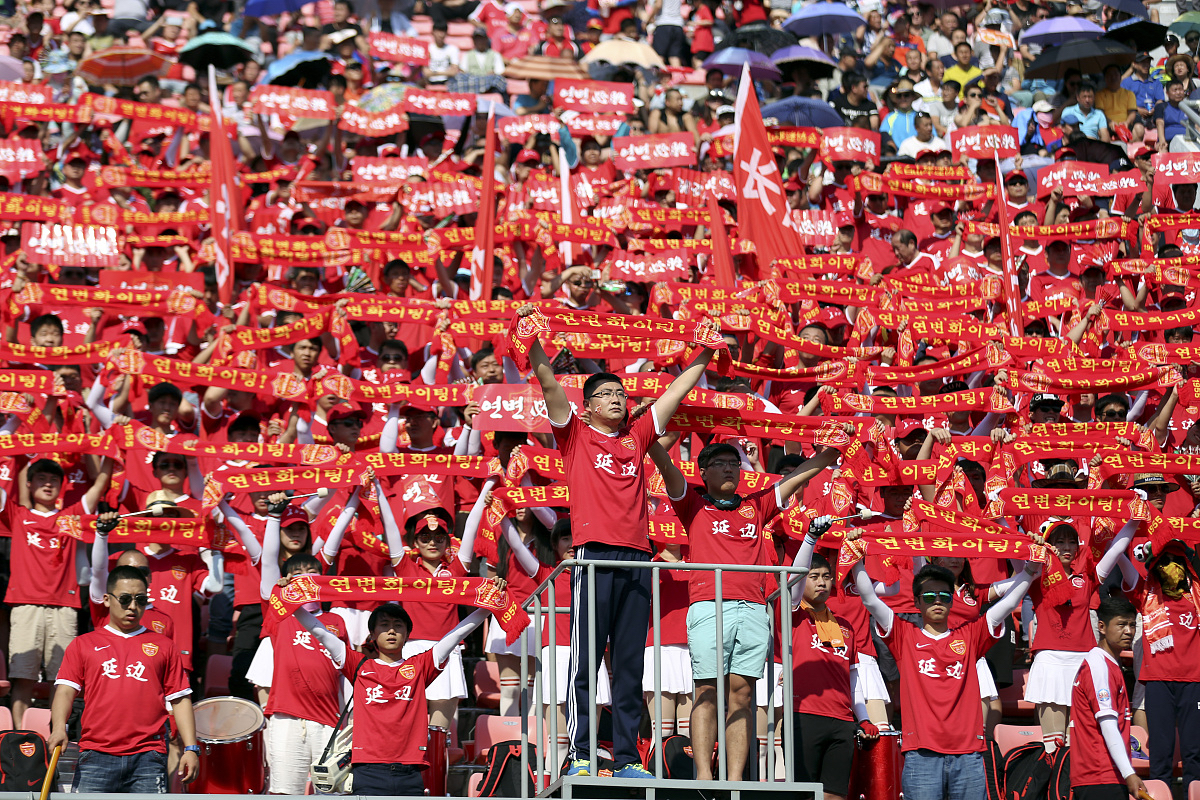 建业主场取胜,走出连败困境 建业主场取胜,走出连败困境