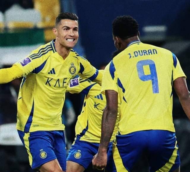 冬窗转会结束,那不勒斯战绩逐渐回升 冬窗转会结束,那不勒斯战绩逐渐回升