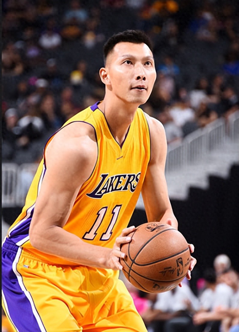 非洲篮球冠军赛场上新星崭露头角 非洲篮球冠军赛场上新星崭露头角