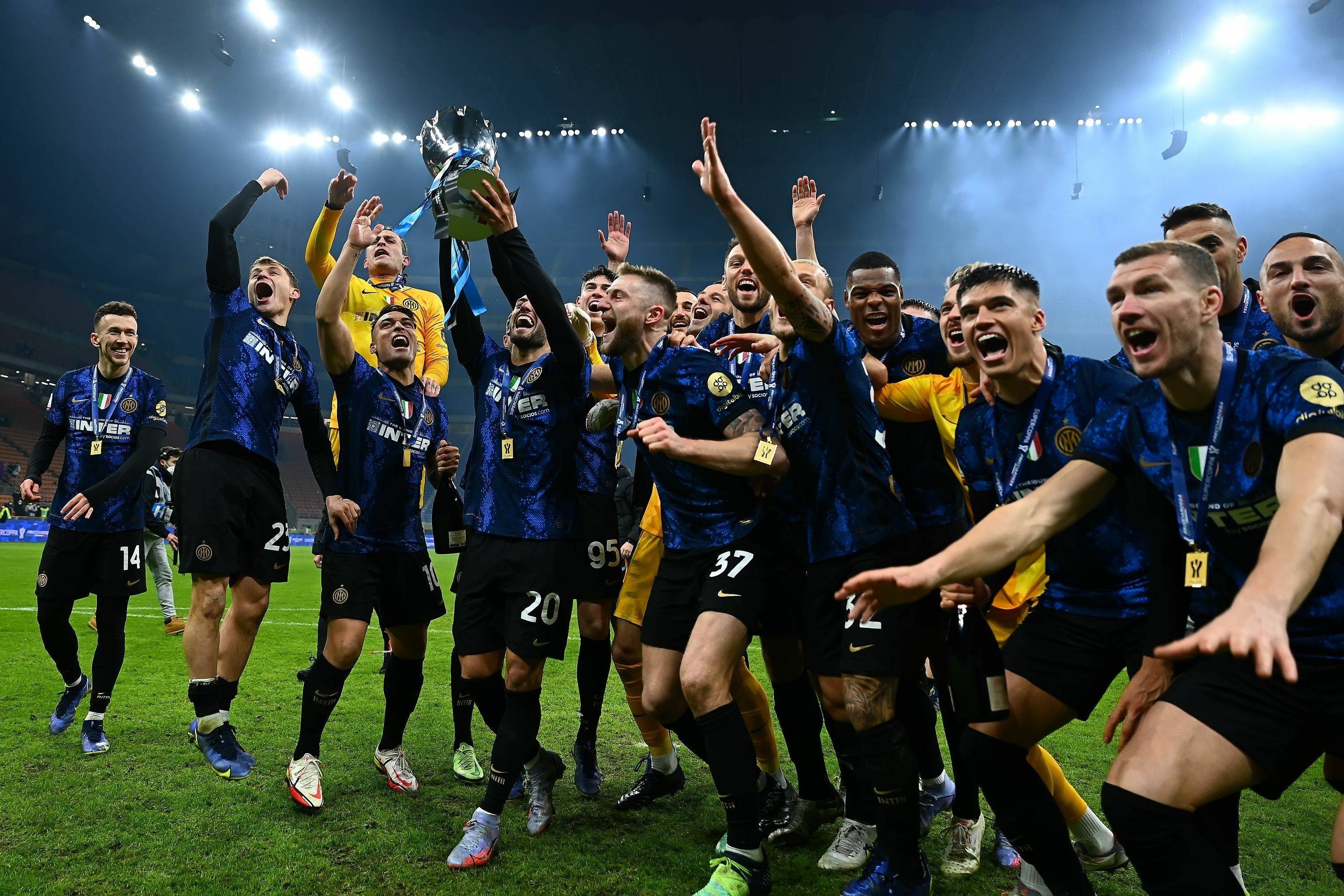 AC米兰主场决战，士气高昂备战