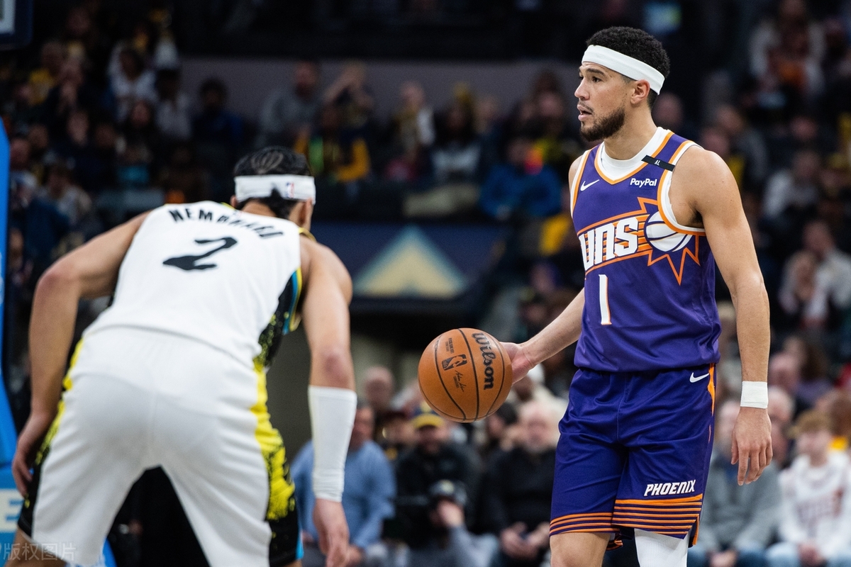 步行者球员个个积极训练,备战下一场比赛 步行者球员个个积极训练,备战下一场比赛