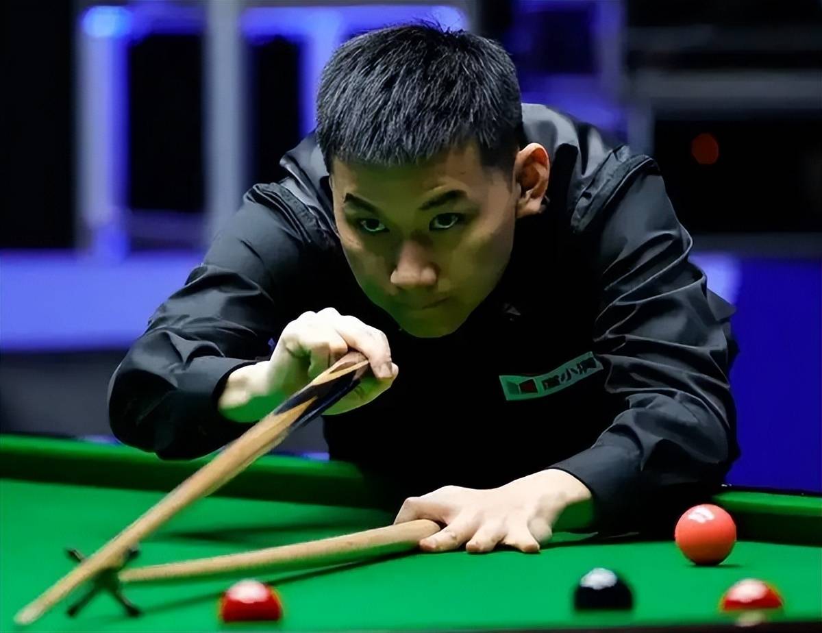 卫冕冠军再次证明实力,击败劲敌获胜 卫冕冠军再次证明实力,击败劲敌获胜