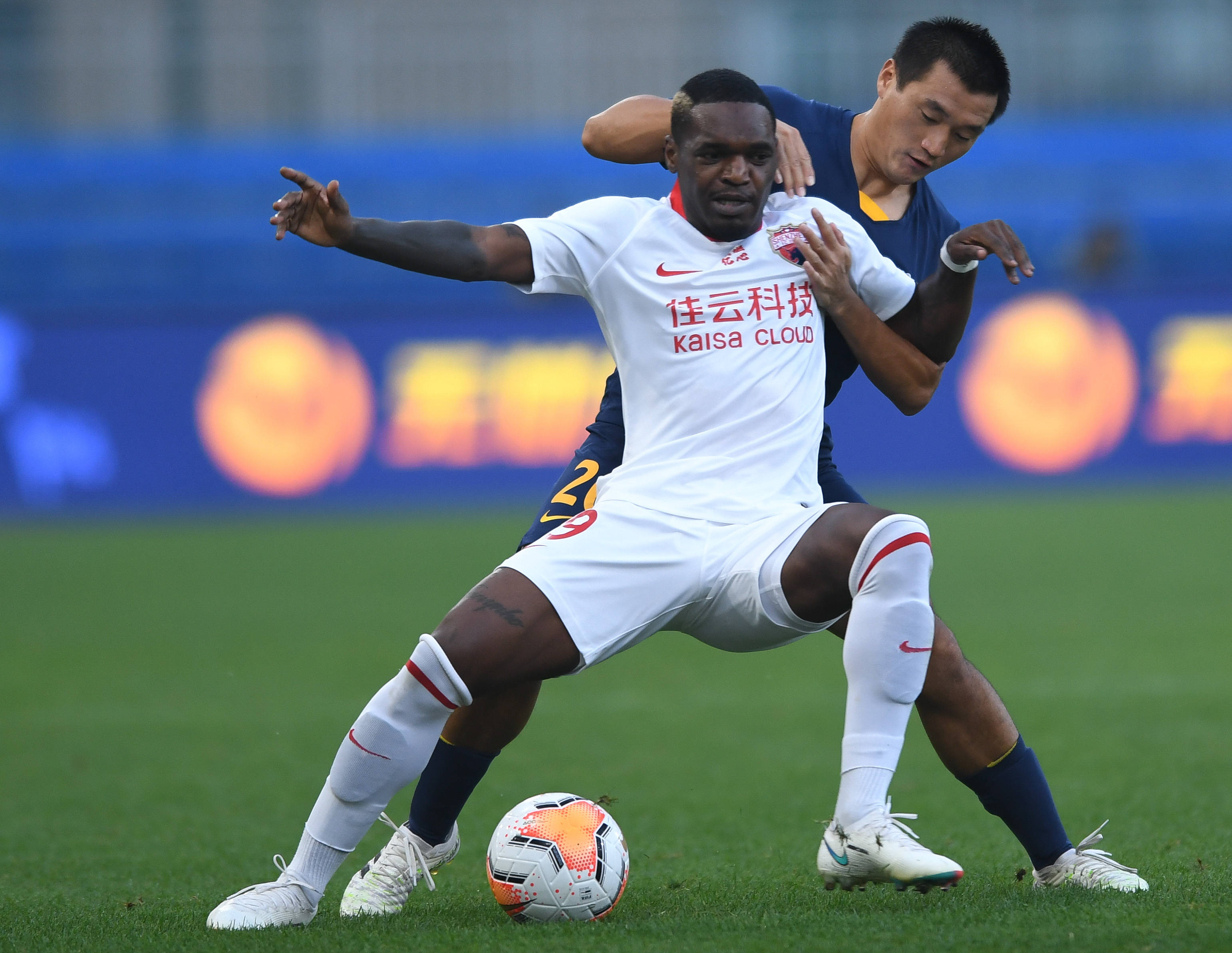 深圳佳兆业队对阵武汉卓尔,胜负难料 深圳佳兆业队对阵武汉卓尔,胜负难料