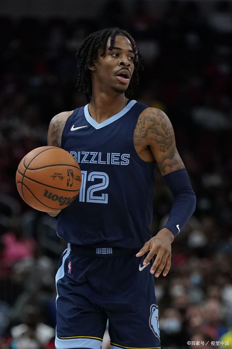 尼克斯队管理层宣布重整旗鼓,球队迎来新机遇 尼克斯队管理层宣布重整旗鼓,球队迎来新机遇