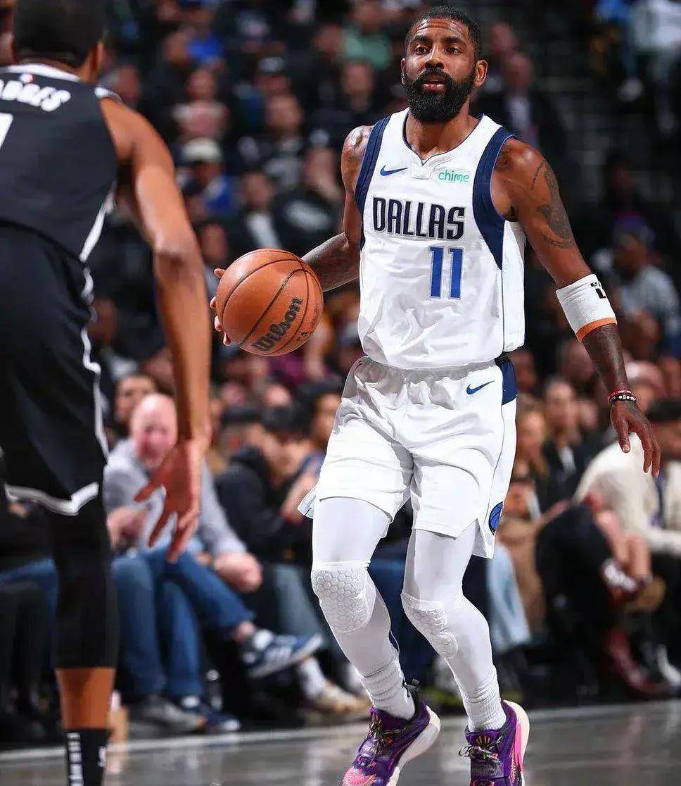 小牛逆转勇士，帕奎斯马里纳什冯坐镇