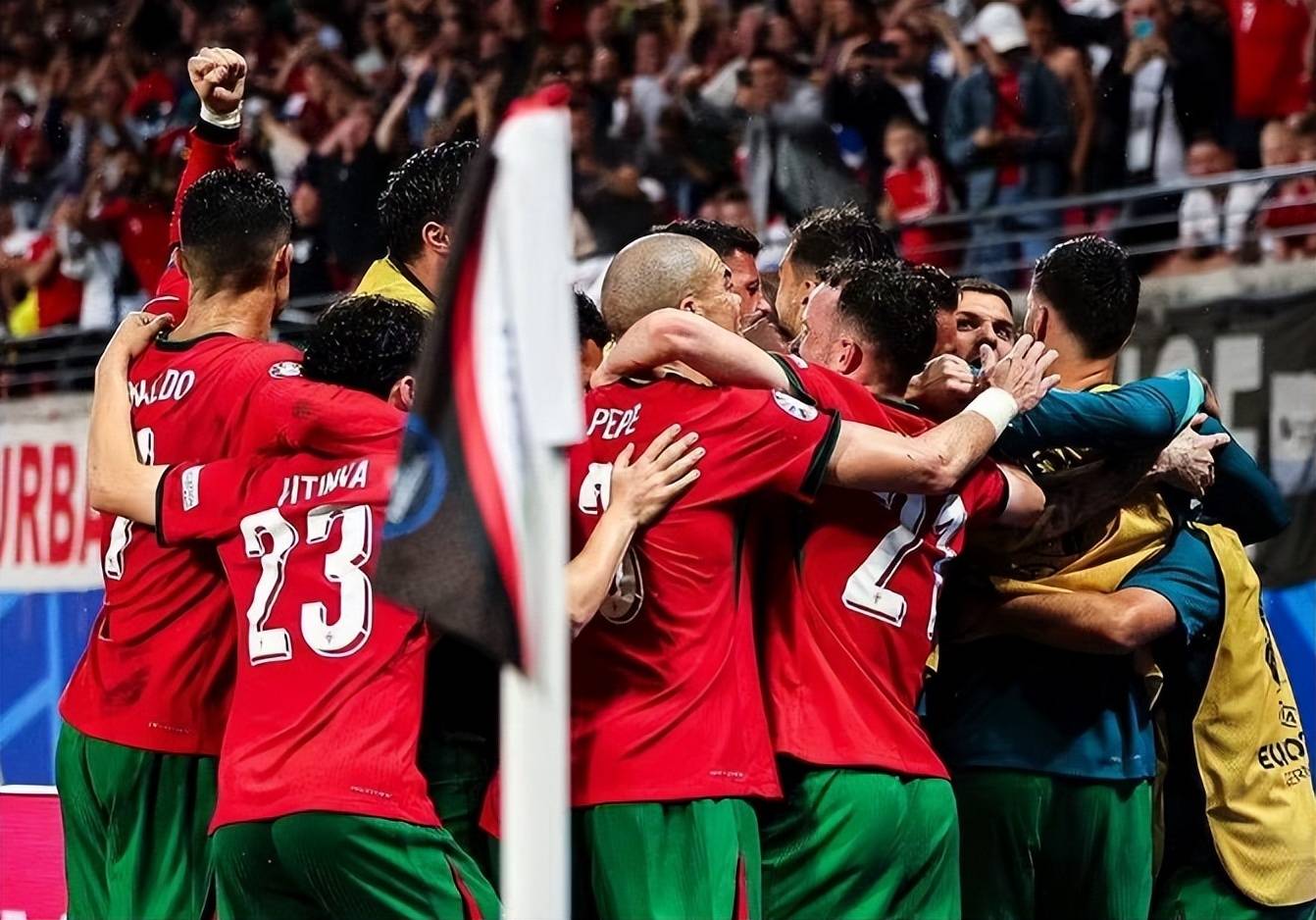 葡萄牙球队成功逆转,摘得胜利 葡萄牙球队成功逆转,摘得胜利