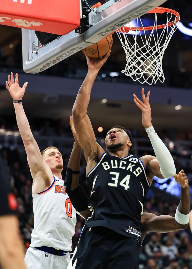 雄鹿遭遇三连败,主教练将采取新战术 雄鹿遭遇三连败,主教练将采取新战术