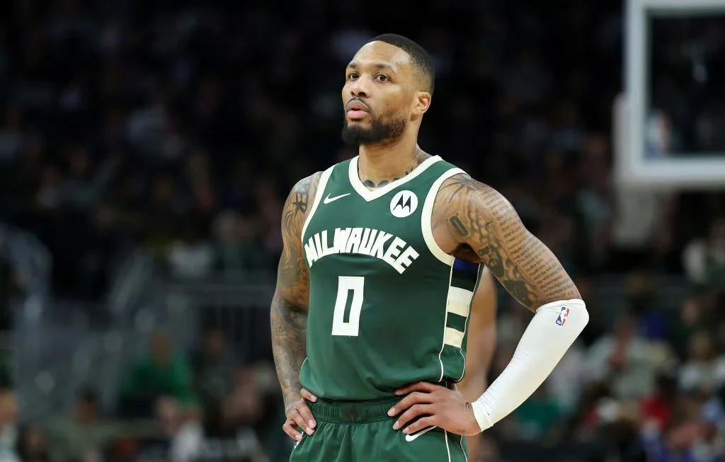 雄鹿遭遇三连败,主教练将采取新战术 雄鹿遭遇三连败,主教练将采取新战术