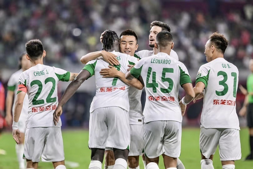 浙江光头队取得连胜,冲击联赛前列 浙江光头队取得连胜,冲击联赛前列