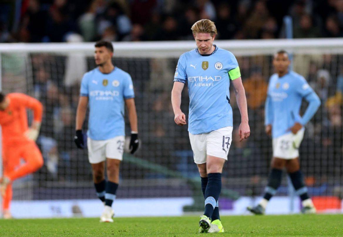 曼城再次碾压对手,赢得球迷掌声 曼城再次碾压对手,赢得球迷掌声