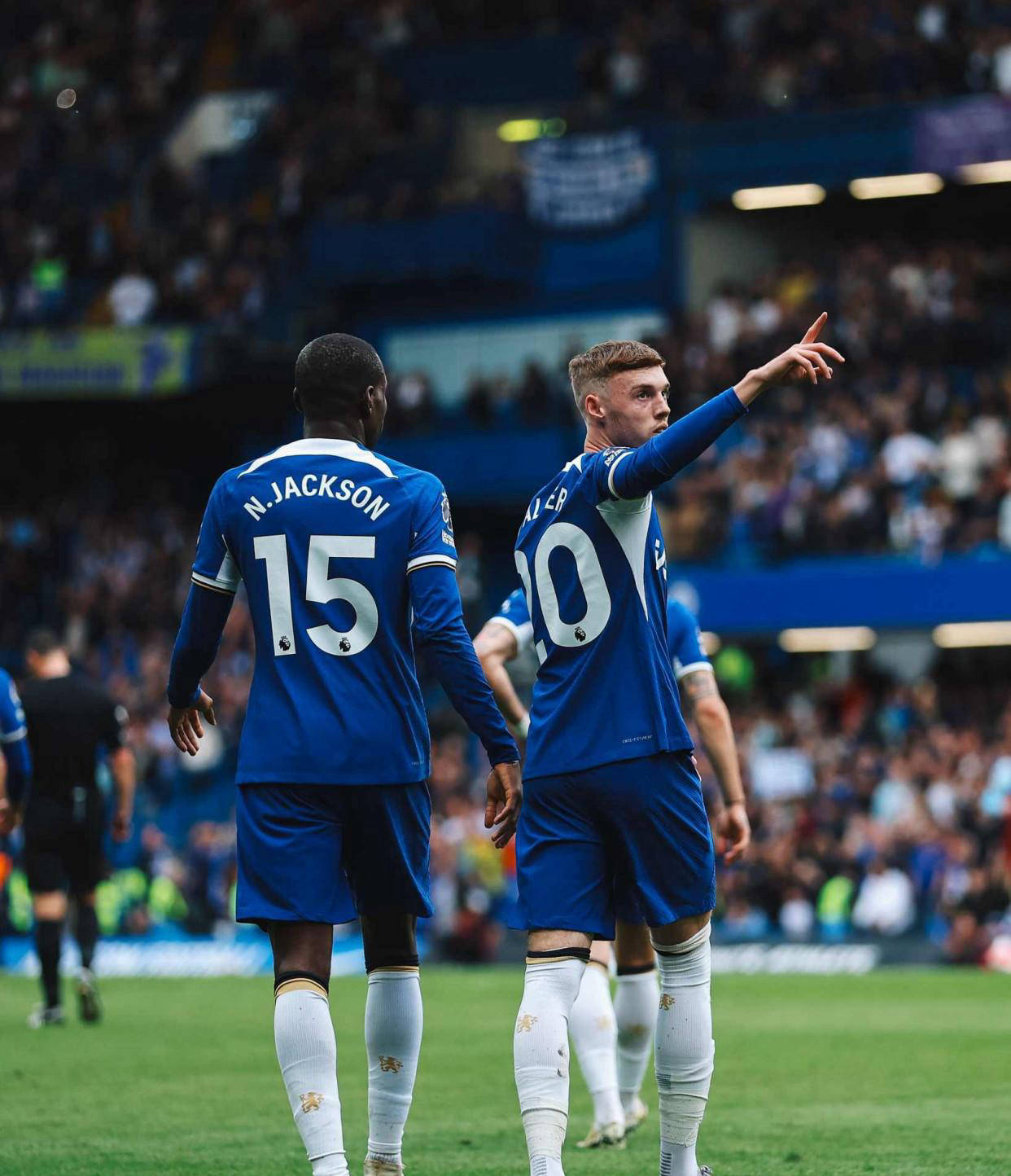 切尔西后卫站稳阵脚,多次化危为安保全胜利 切尔西后卫站稳阵脚,多次化危为安保全胜利