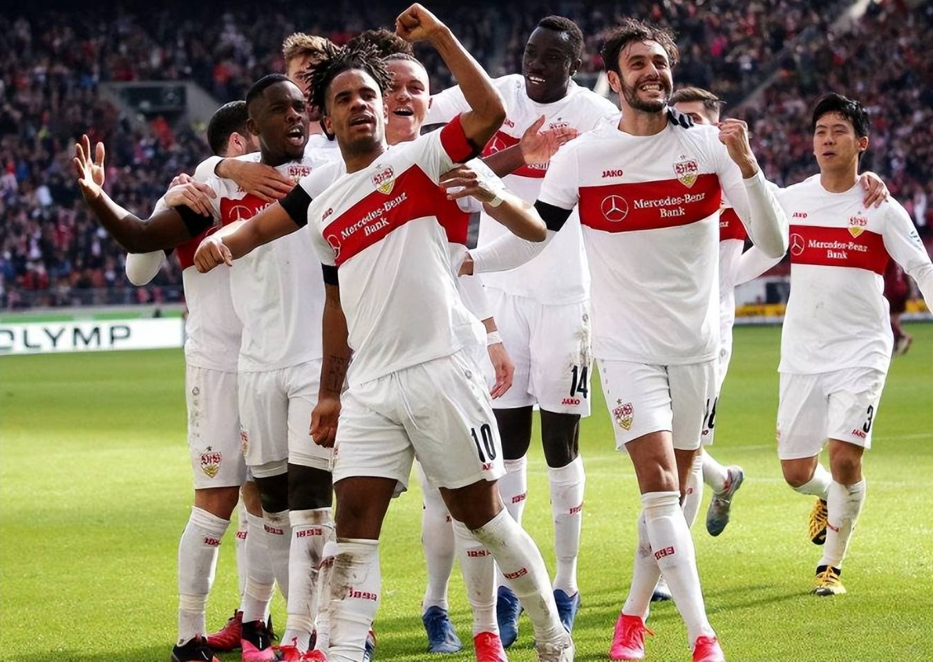 斯图加特在主场大胜,实现完美表现 斯图加特在主场大胜,实现完美表现