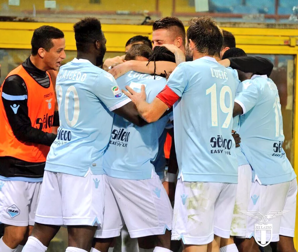 汉诺威96惨遭逆转,遗憾失分 汉诺威96惨遭逆转,遗憾失分