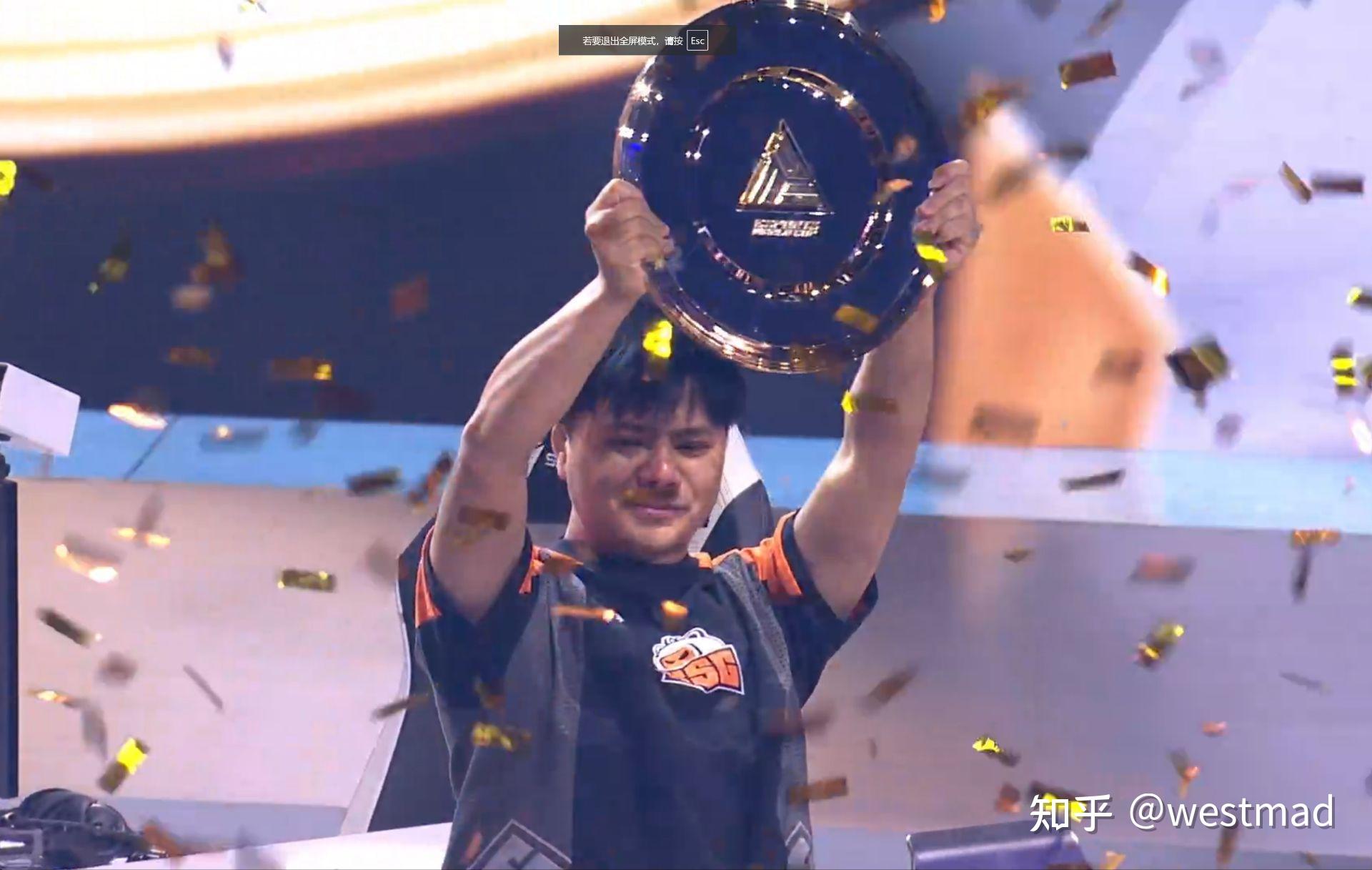 武汉卓尔在比赛中展现出强势,取得胜利 武汉卓尔在比赛中展现出强势,取得胜利