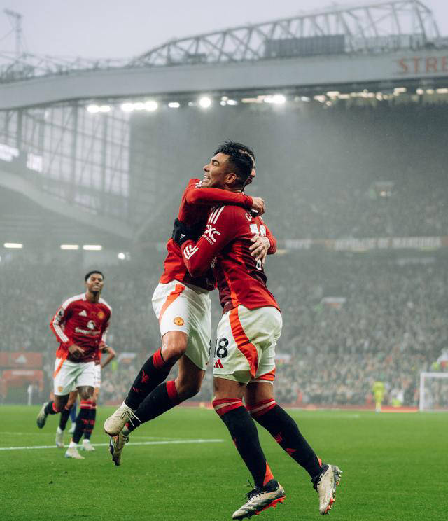 曼联球员复出重要比赛,展现出色表现 曼联球员复出重要比赛,展现出色表现