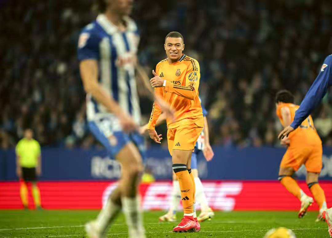 塞维利亚客场战胜赫塔菲,三分入袋 塞维利亚客场战胜赫塔菲,三分入袋