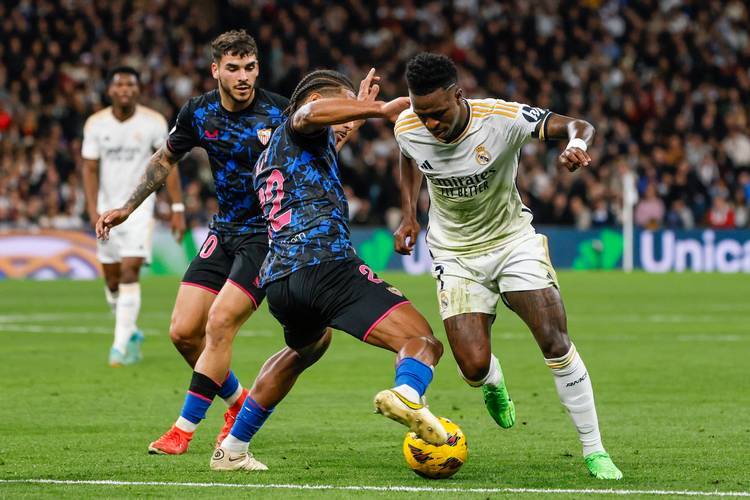 塞尔维亚队以出色表现赢得了比赛 塞尔维亚队以出色表现赢得了比赛