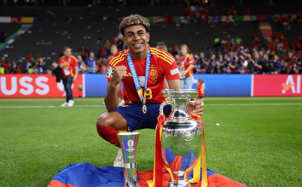 西班牙无缘四强,战败荷兰憾结束征程 西班牙无缘四强,战败荷兰憾结束征程