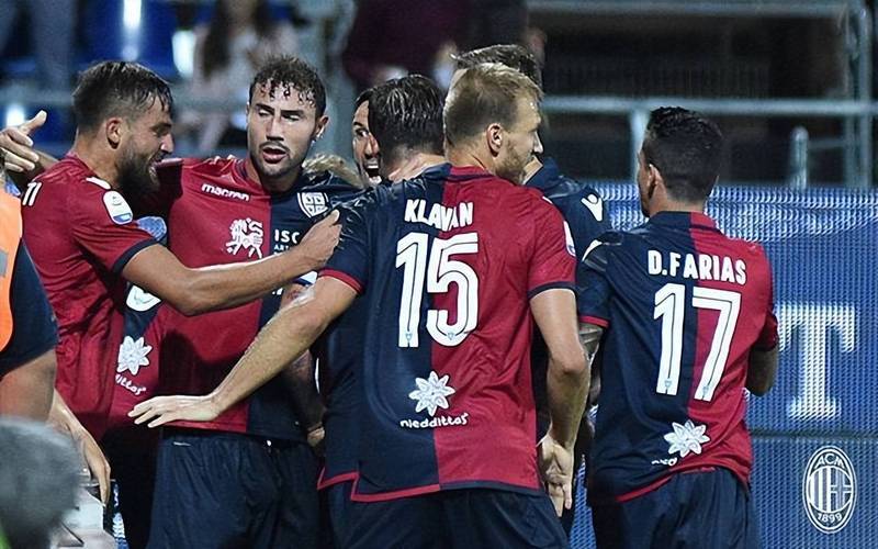 奥格斯堡主场大胜,德甲突困名次 奥格斯堡主场大胜,德甲突困名次