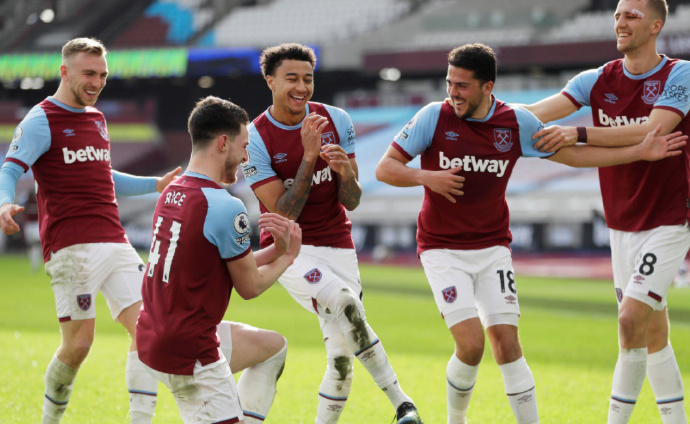 西汉姆联主场战平利物浦,抢夺一分 西汉姆联主场战平利物浦,抢夺一分