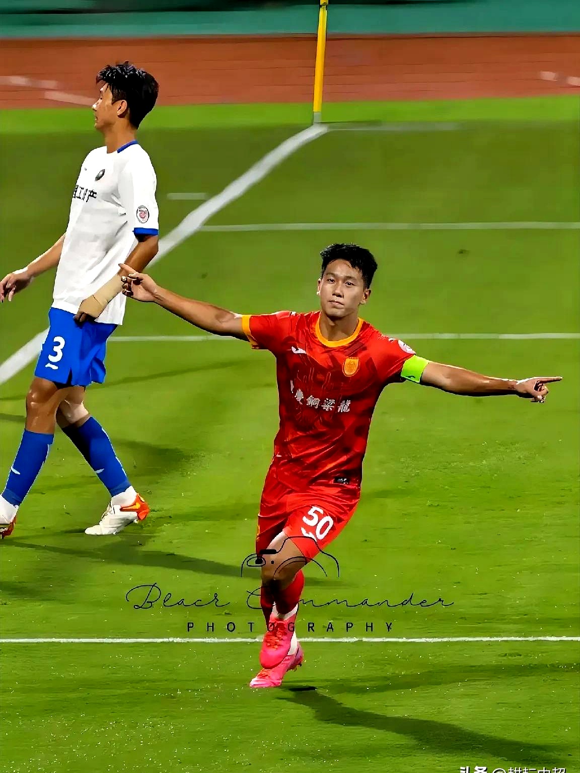 重庆队主帅施压,球员积极备战力争全面胜利 重庆队主帅施压,球员积极备战力争全面胜利