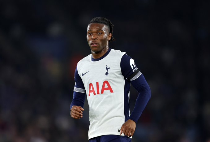 德信官网下载-热刺后卫因伤休息一周，恢复训练