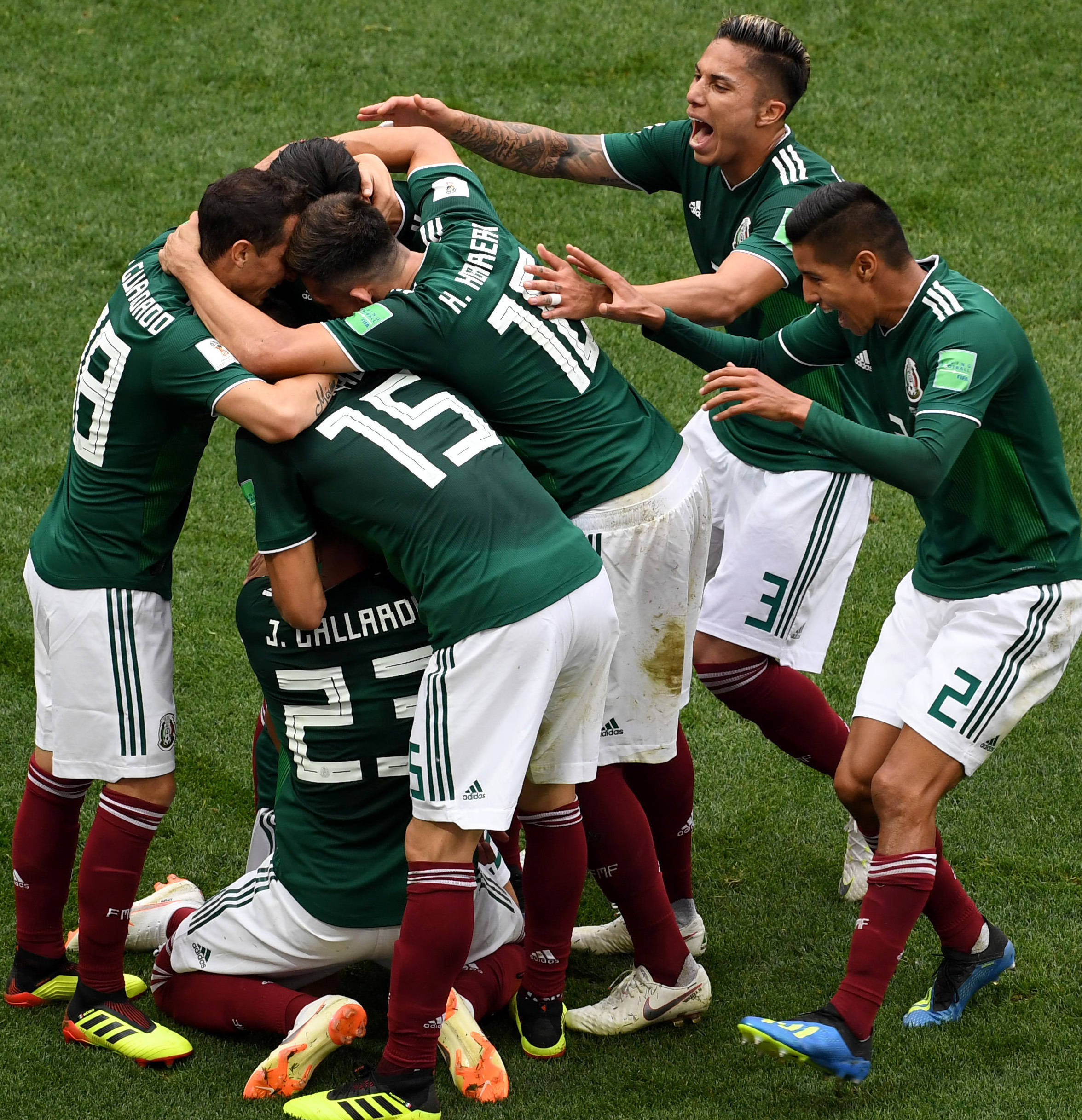 欧洲足坛赛事再度升温,双雄对决谁能笑到最后 欧洲足坛赛事再度升温,双雄对决谁能笑到最后