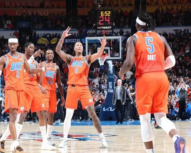 骑士队客场失利,东部排名下滑至第六 骑士队客场失利,东部排名下滑至第六