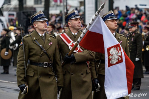 波兰国家队主场战平拉脱维亚，保持不败